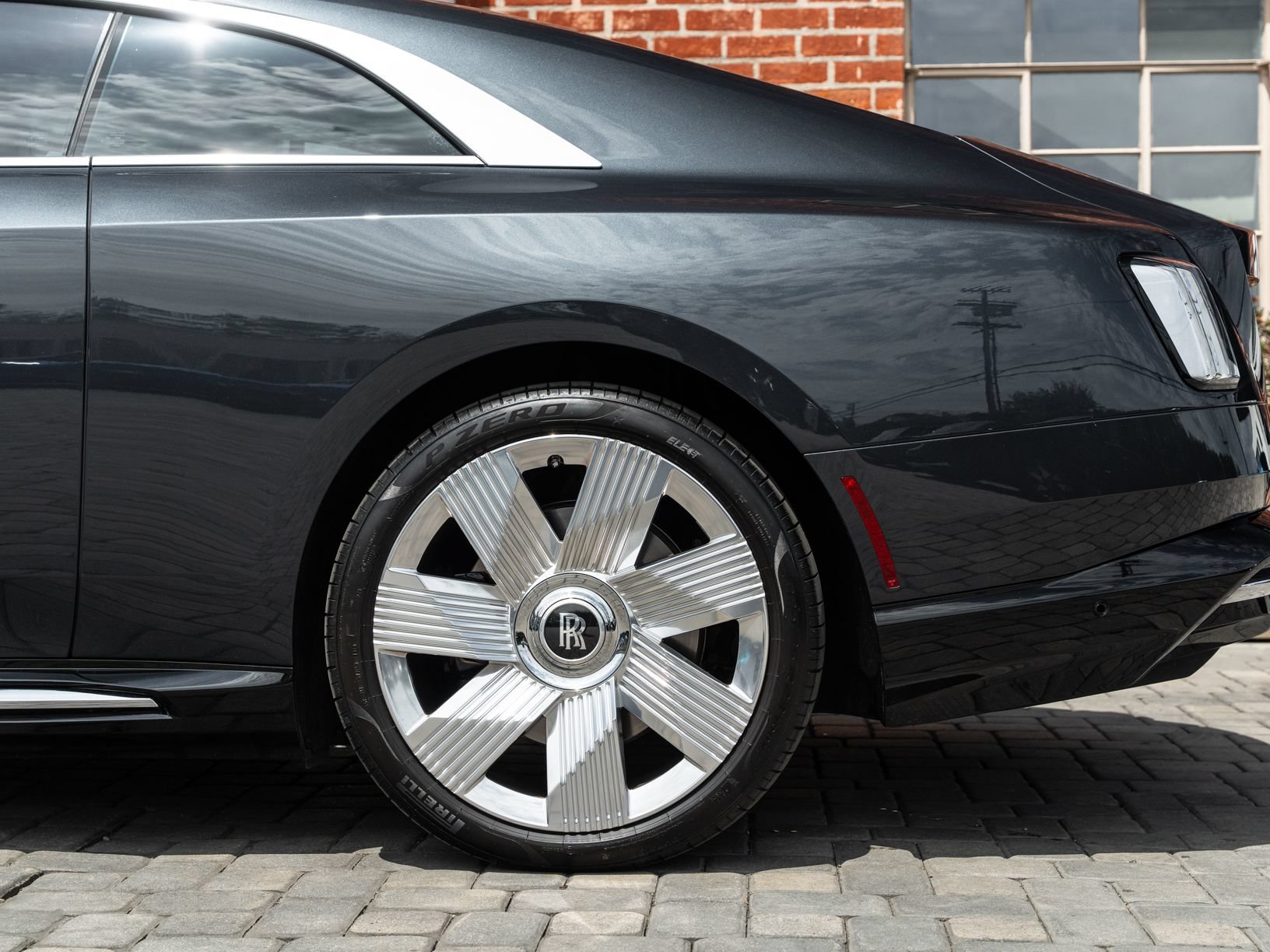 Used 2024 Rolls-Royce Spectre w/ Spectre Launch Package AWD/4WD image 21