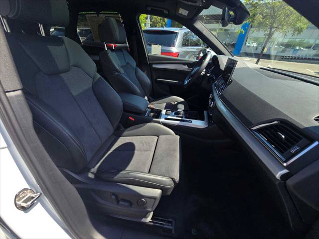 Used 2023 Audi Q5 e Prestige w/ Prestige Package AWD/4WD image 10