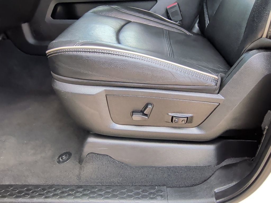 Used 2022 RAM 2500 Limited w/ Towing Technology Group image 15