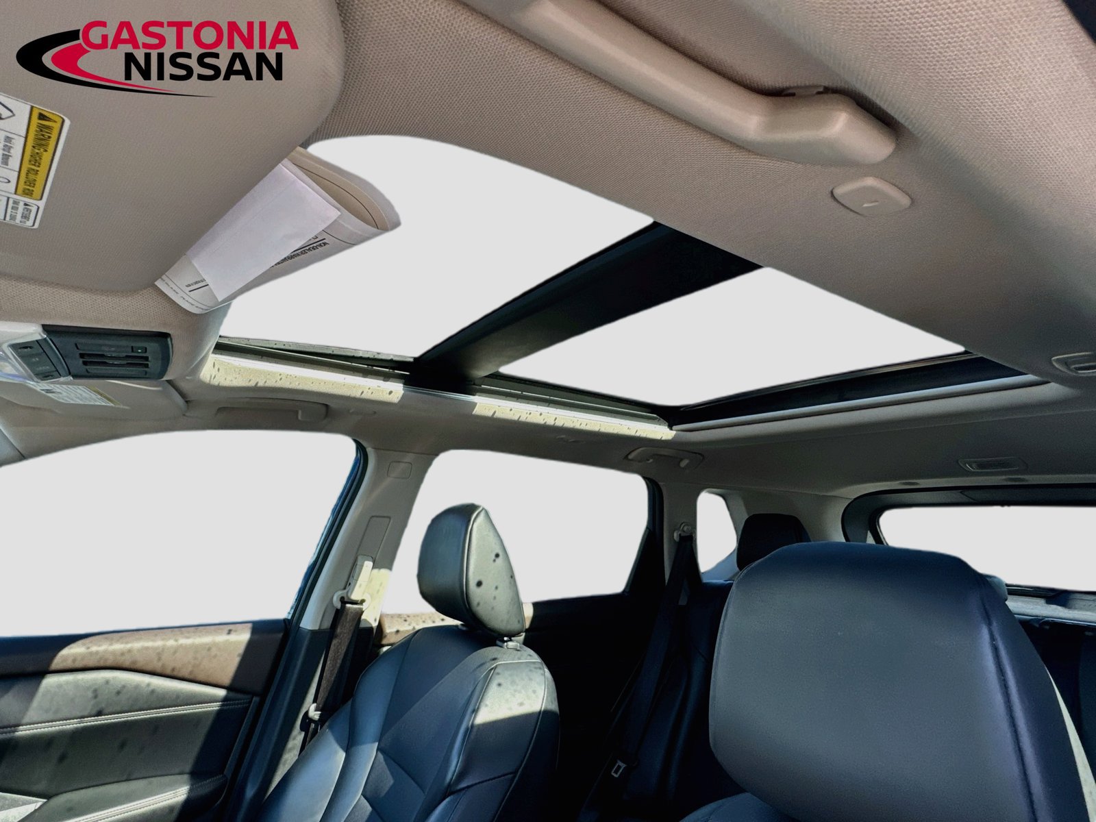 Used 2023 Nissan Rogue SV w/ SV Premium B Package FWD image 27