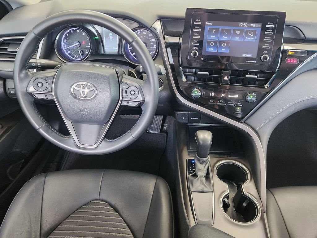Used 2021 Toyota Camry SE w/ Convenience Package image 27