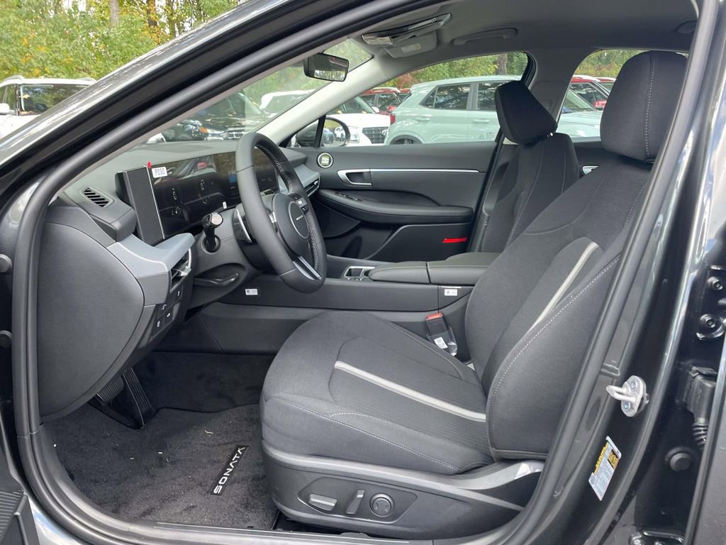 New 2026 Hyundai Sonata SEL FWD image 15