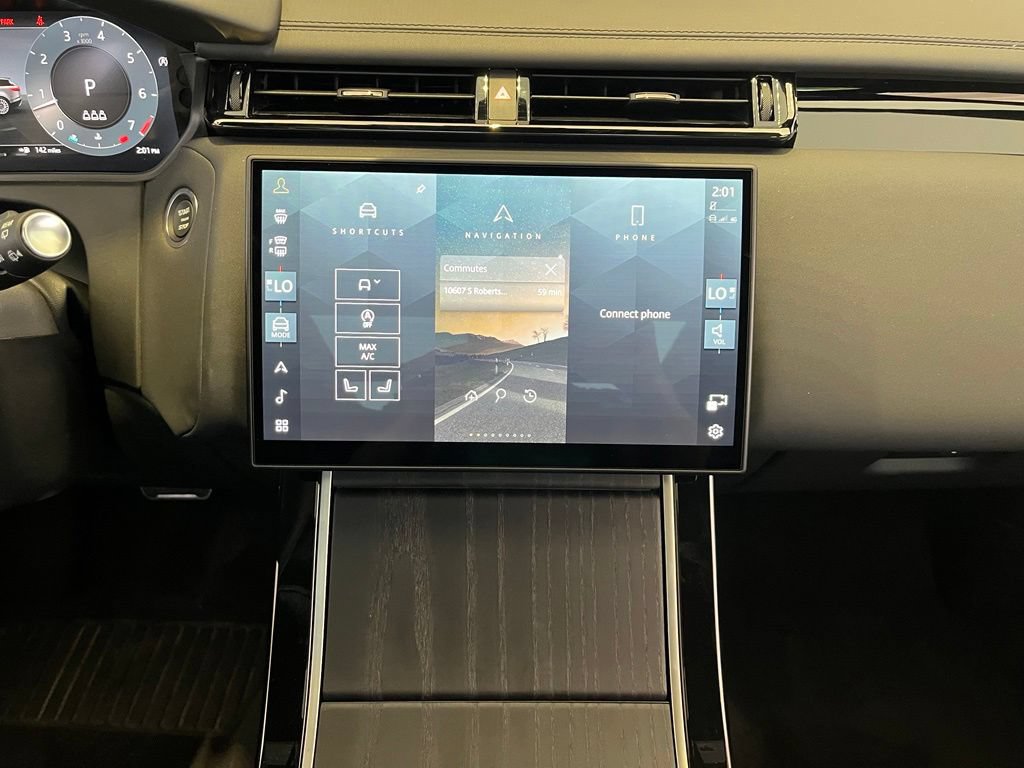 Used 2026 Land Rover Range Rover Velar Dynamic SE AWD/4WD image 42