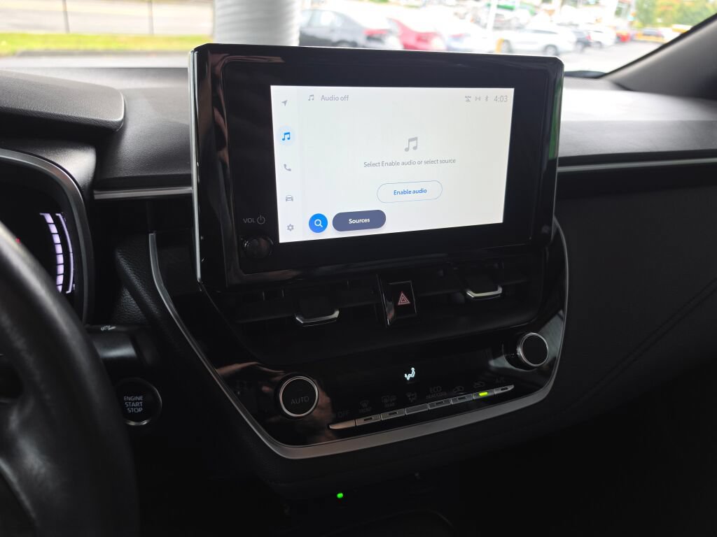 Used 2024 Toyota Corolla XSE FWD image 27