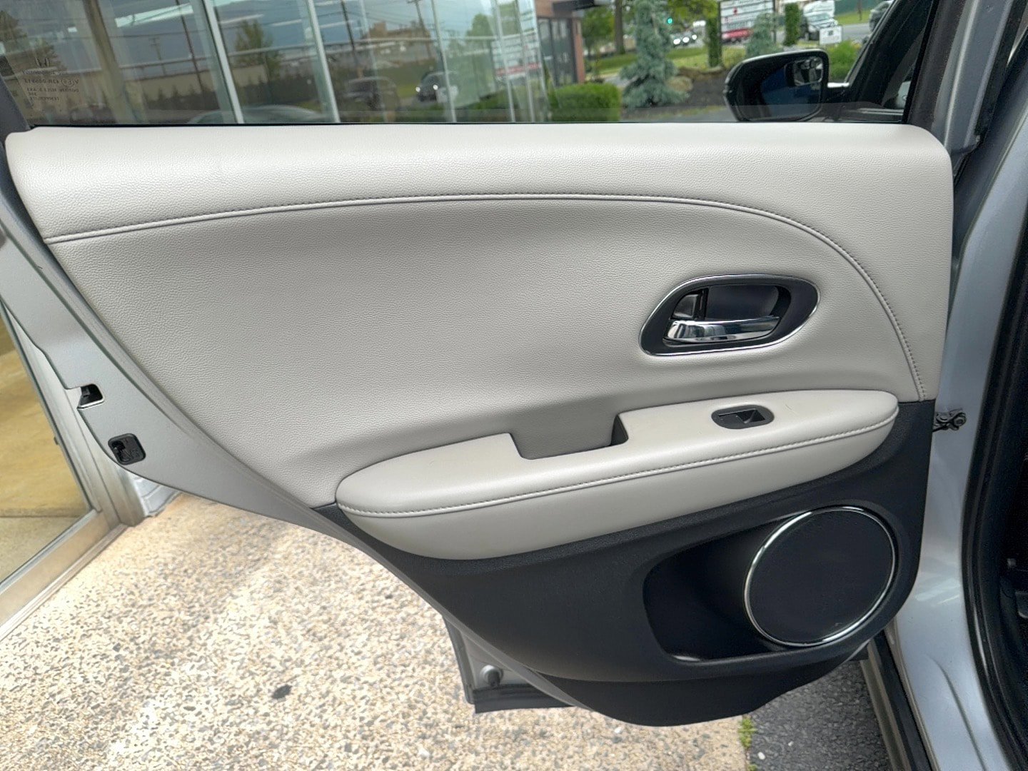 Used 2019 Honda HR-V EX-L image 19