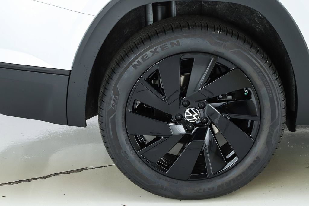 New 2026 Volkswagen Atlas SE image 13