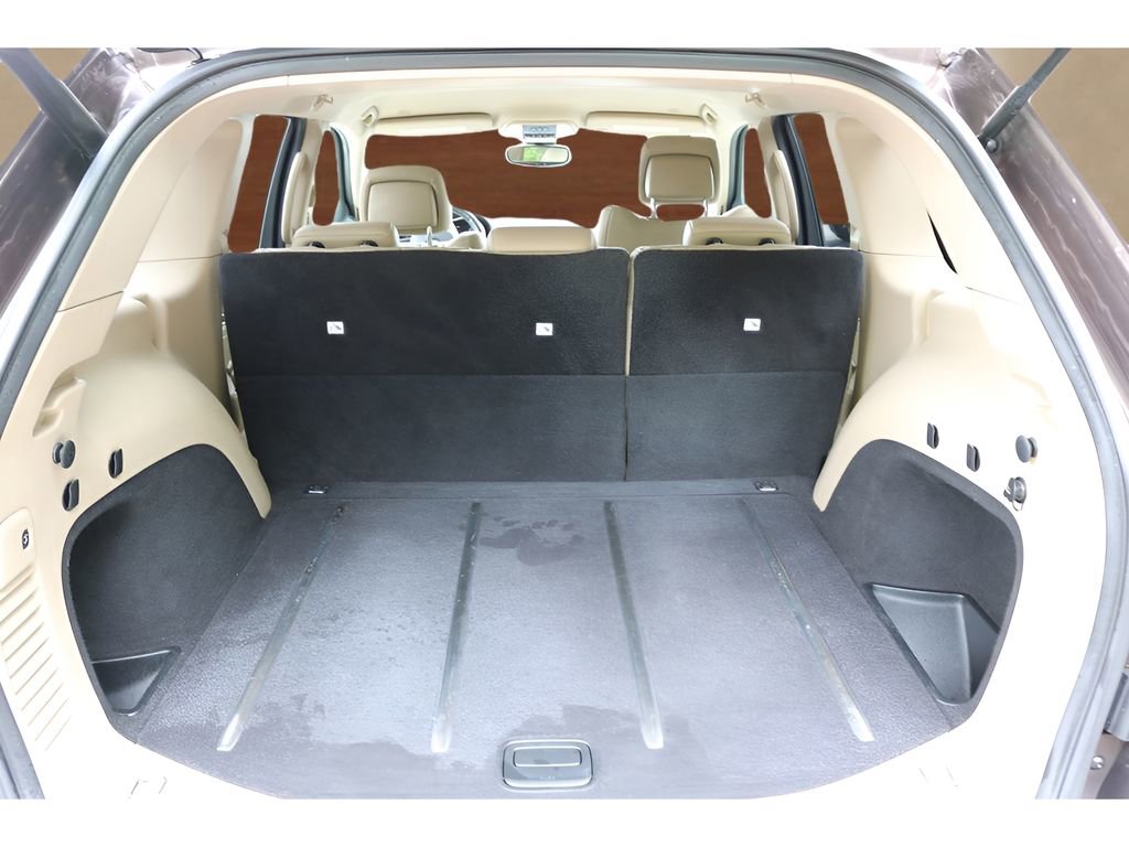 Used 2017 Jeep Grand Cherokee Limited RWD image 16