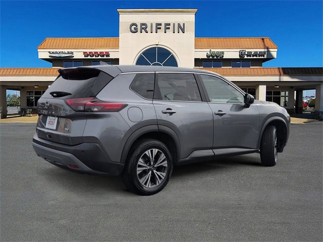 Used 2023 Nissan Rogue SV image 4