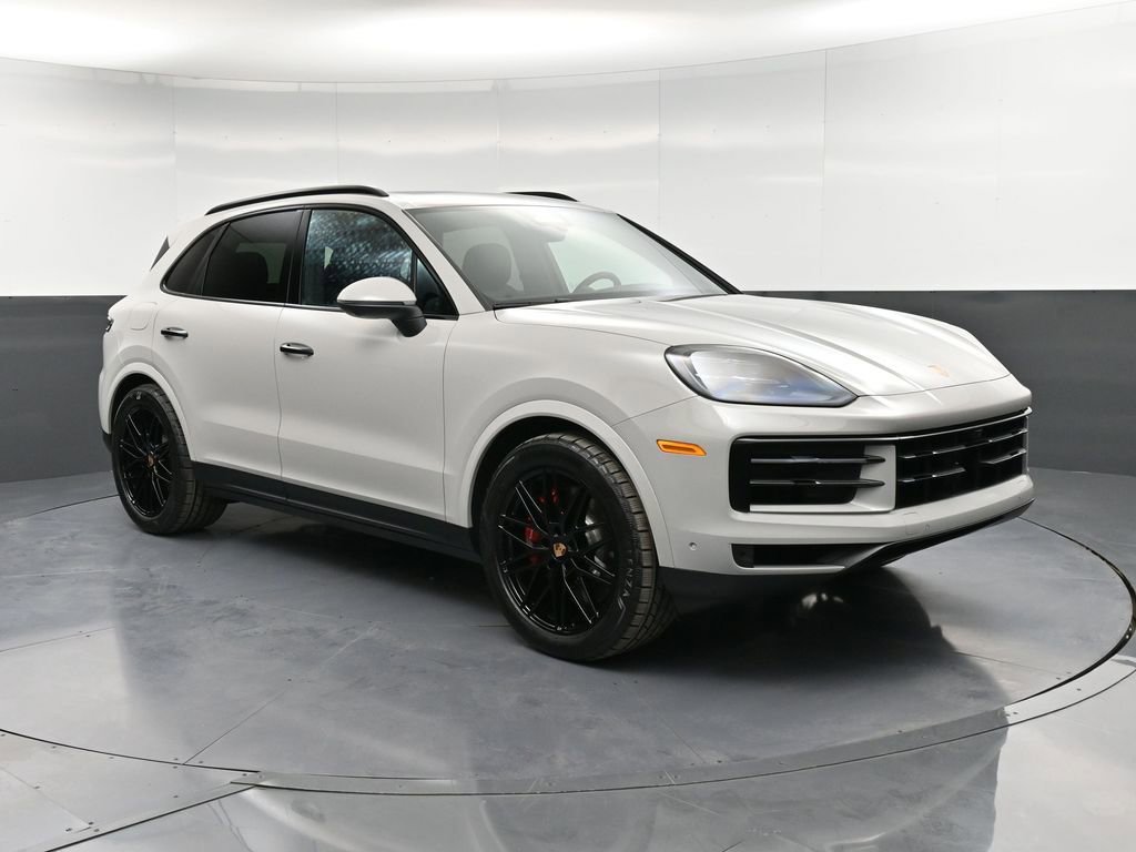 New 2026 Porsche Cayenne S image 10