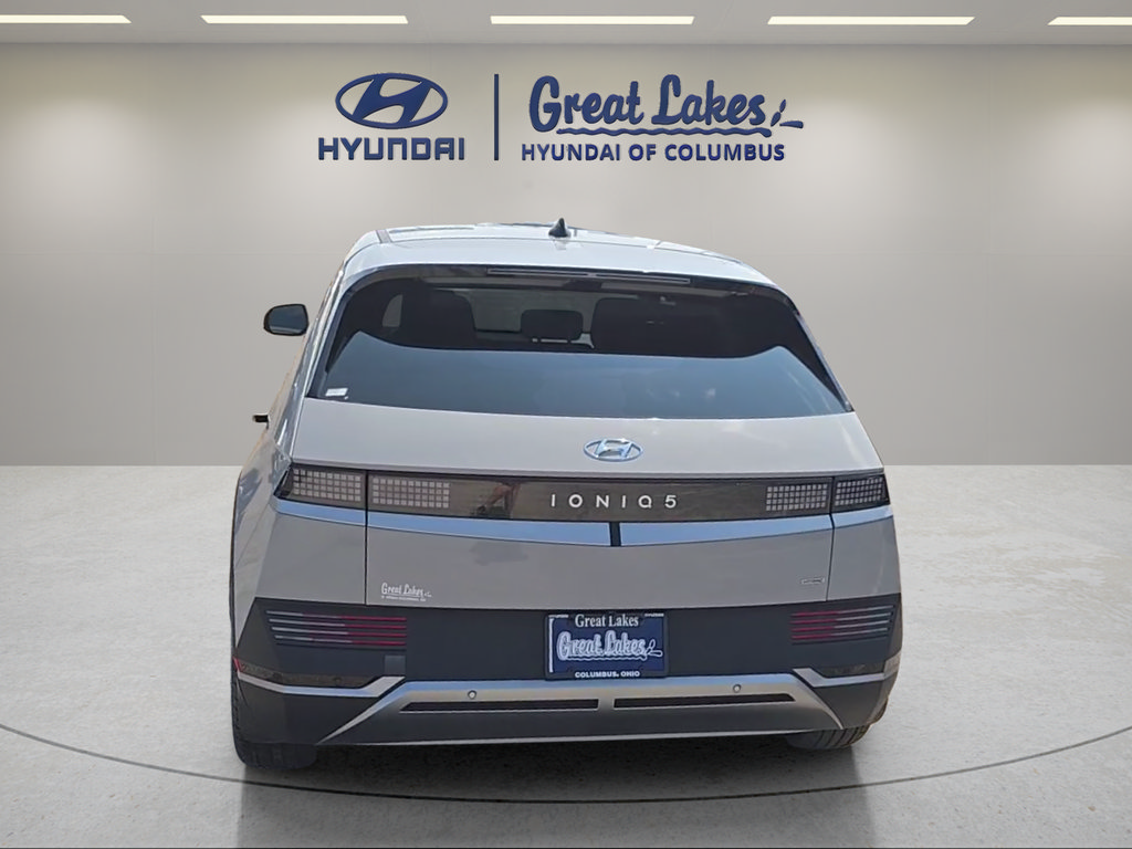 Used 2024 Hyundai Ioniq 5 SEL AWD/4WD image 4