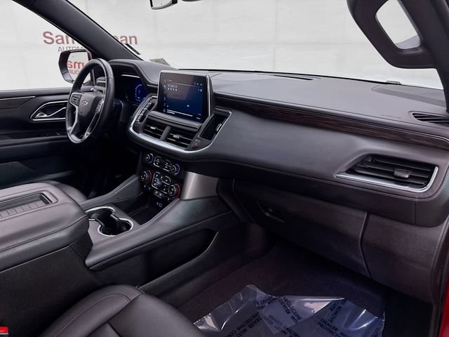 Used 2022 Chevrolet Tahoe Z71 w/ Luxury Package AWD/4WD image 32
