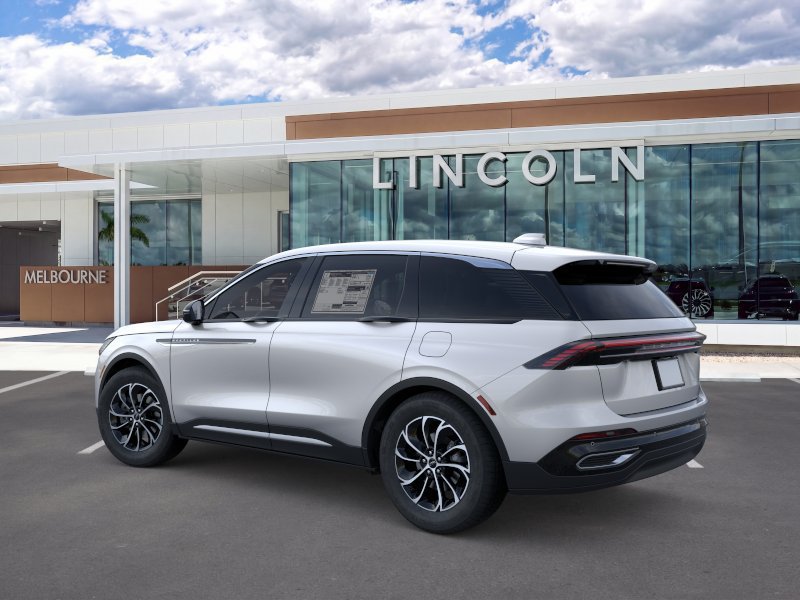 New 2026 Lincoln Nautilus Premier AWD/4WD image 4