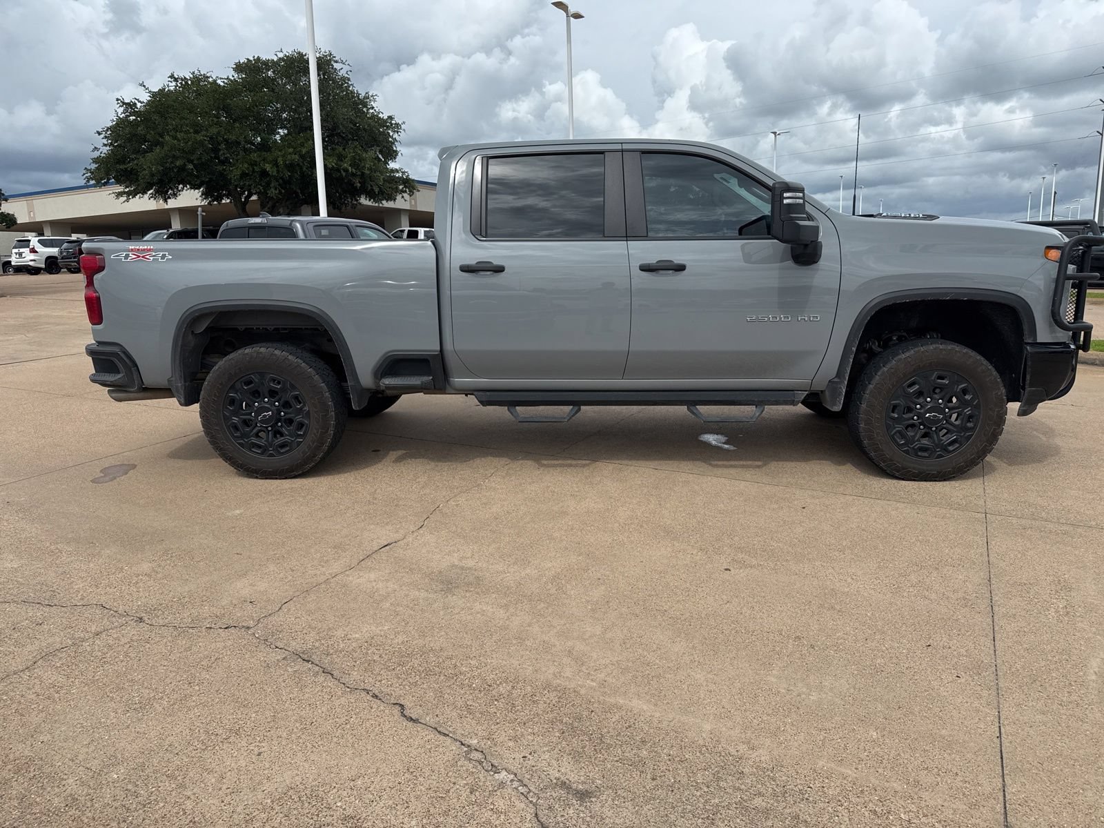 Used 2025 Chevrolet Silverado 2500 Custom w/ Custom Convenience Package AWD/4WD image 8