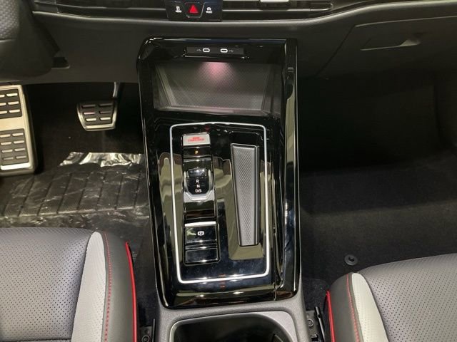 New 2025 Volkswagen GTI Autobahn image 17