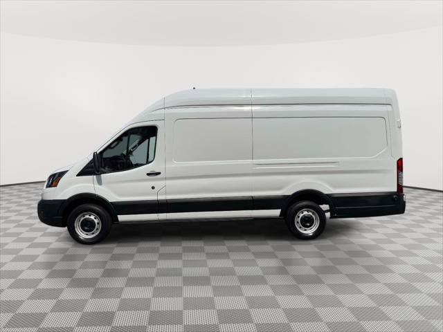 Used 2024 Ford Transit 250 148 High Roof Extended w/ Load Area Protection Package RWD image 4