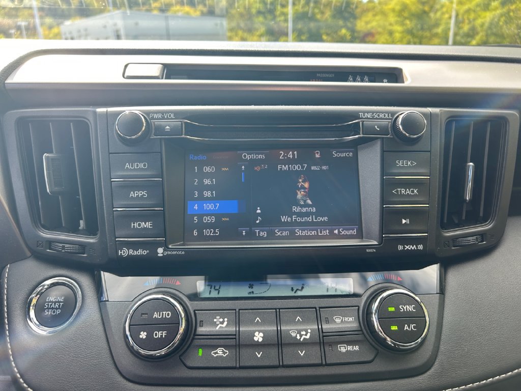 Used 2018 Toyota RAV4 XLE w/ Plus Extra Value Package AWD/4WD image 17