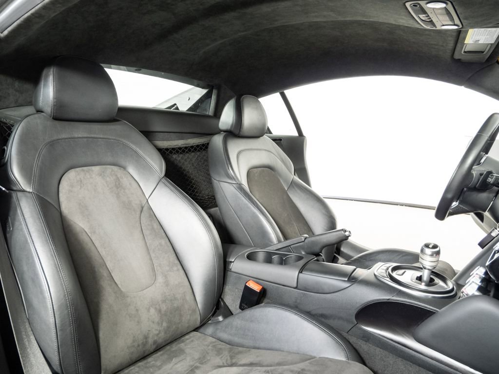 Used 2012 Audi R8 V8 w/ Convenience Pkg image 17