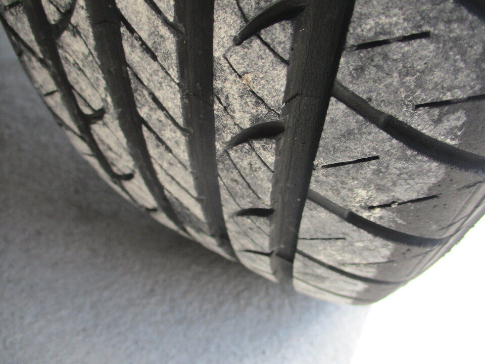Used 2003 Hyundai Elantra GLS FWD image 11