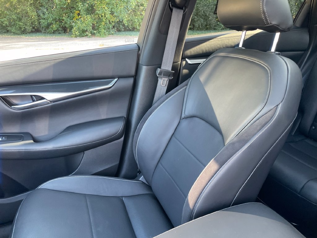 Certified 2025 INFINITI QX50 Sport AWD/4WD image 18