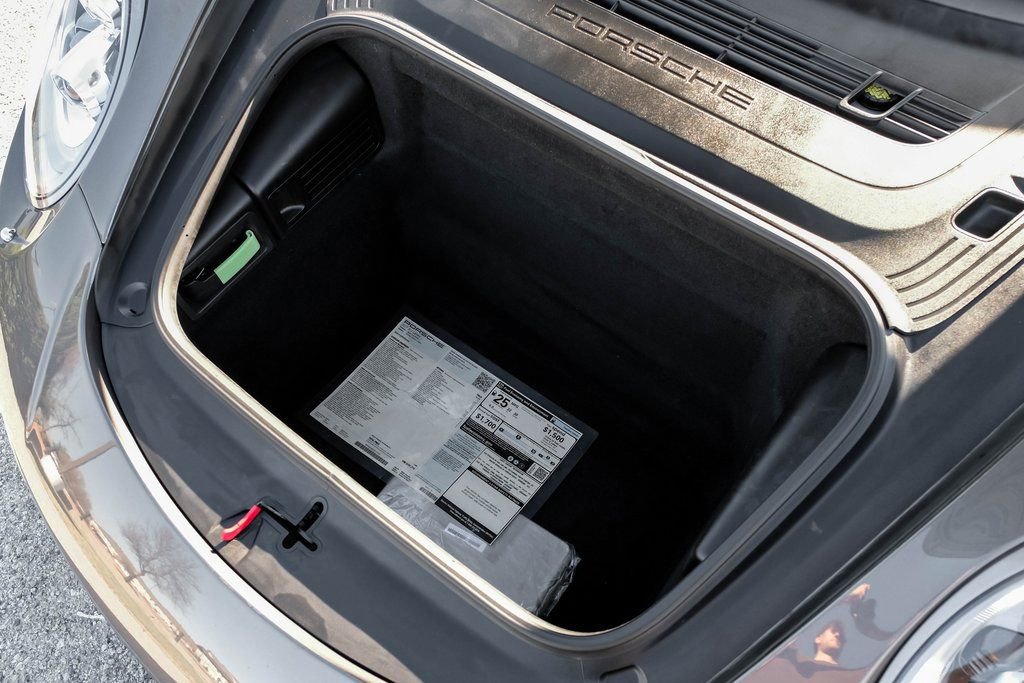 Used 2017 Porsche 911 Carrera image 37