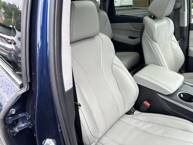 Used 2024 Acura MDX SH-AWD w/ Technology Package image 28