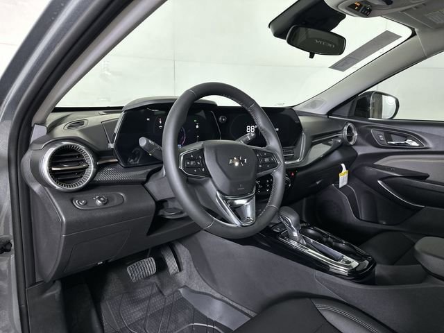 New 2026 Chevrolet Trax ACTIV FWD image 10