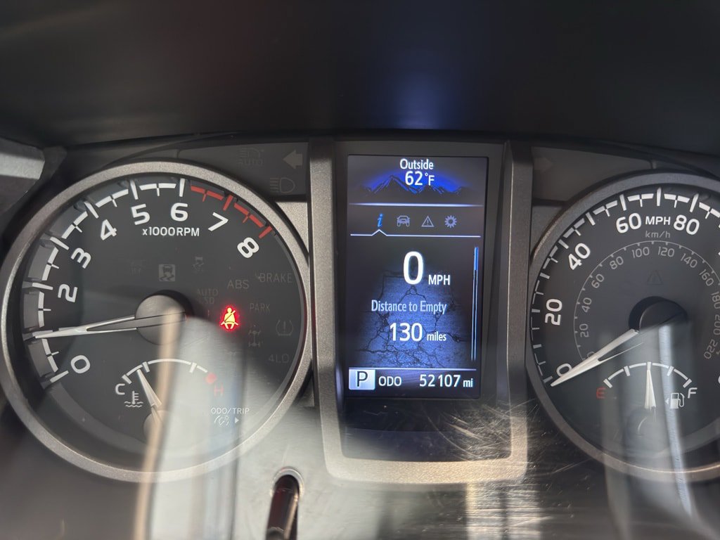 Used 2020 Toyota Tacoma TRD Sport w/ Technology Package AWD/4WD image 17