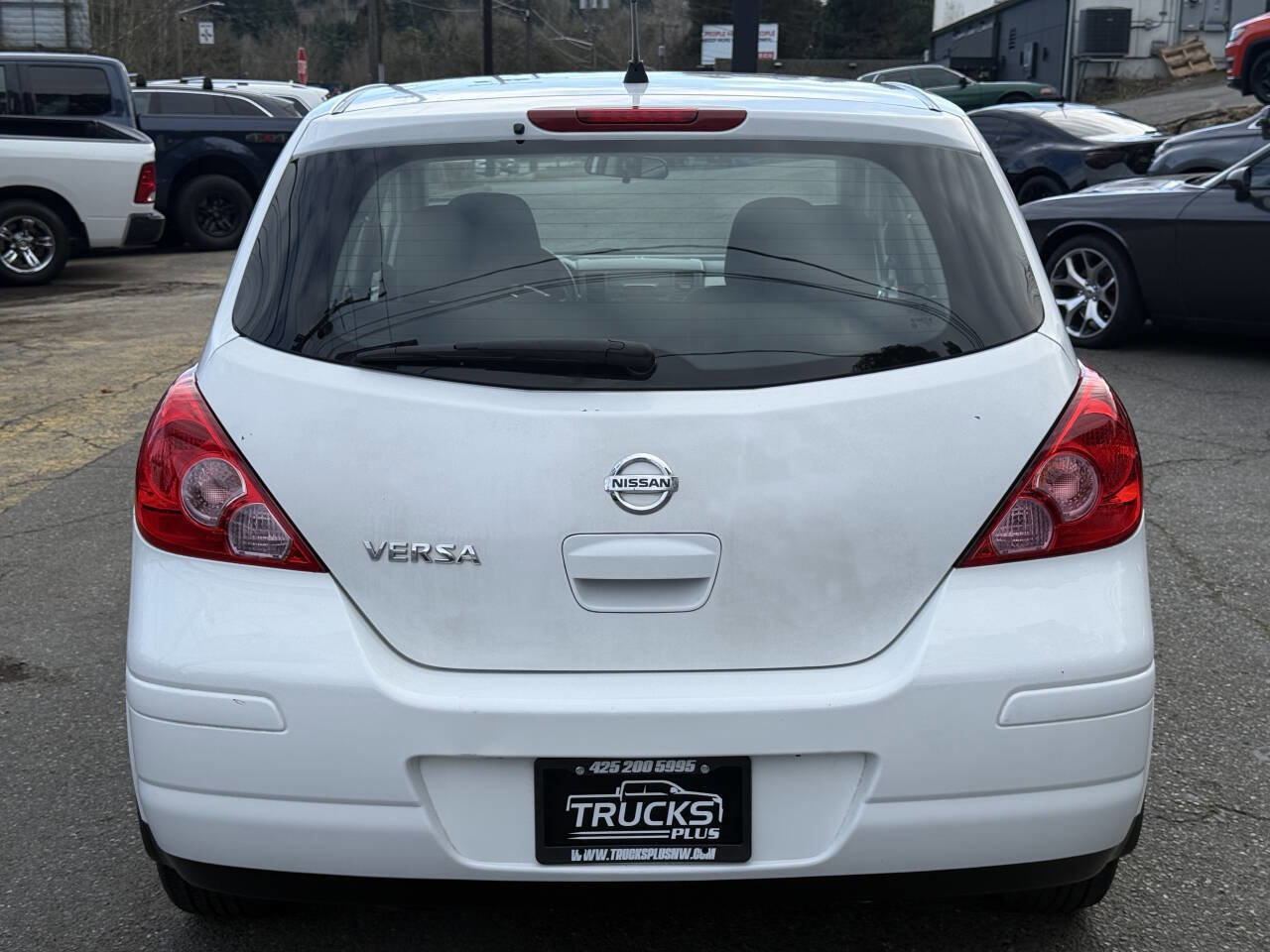 Used 2012 Nissan Versa 1.8 S w/ Plus Pkg image 29