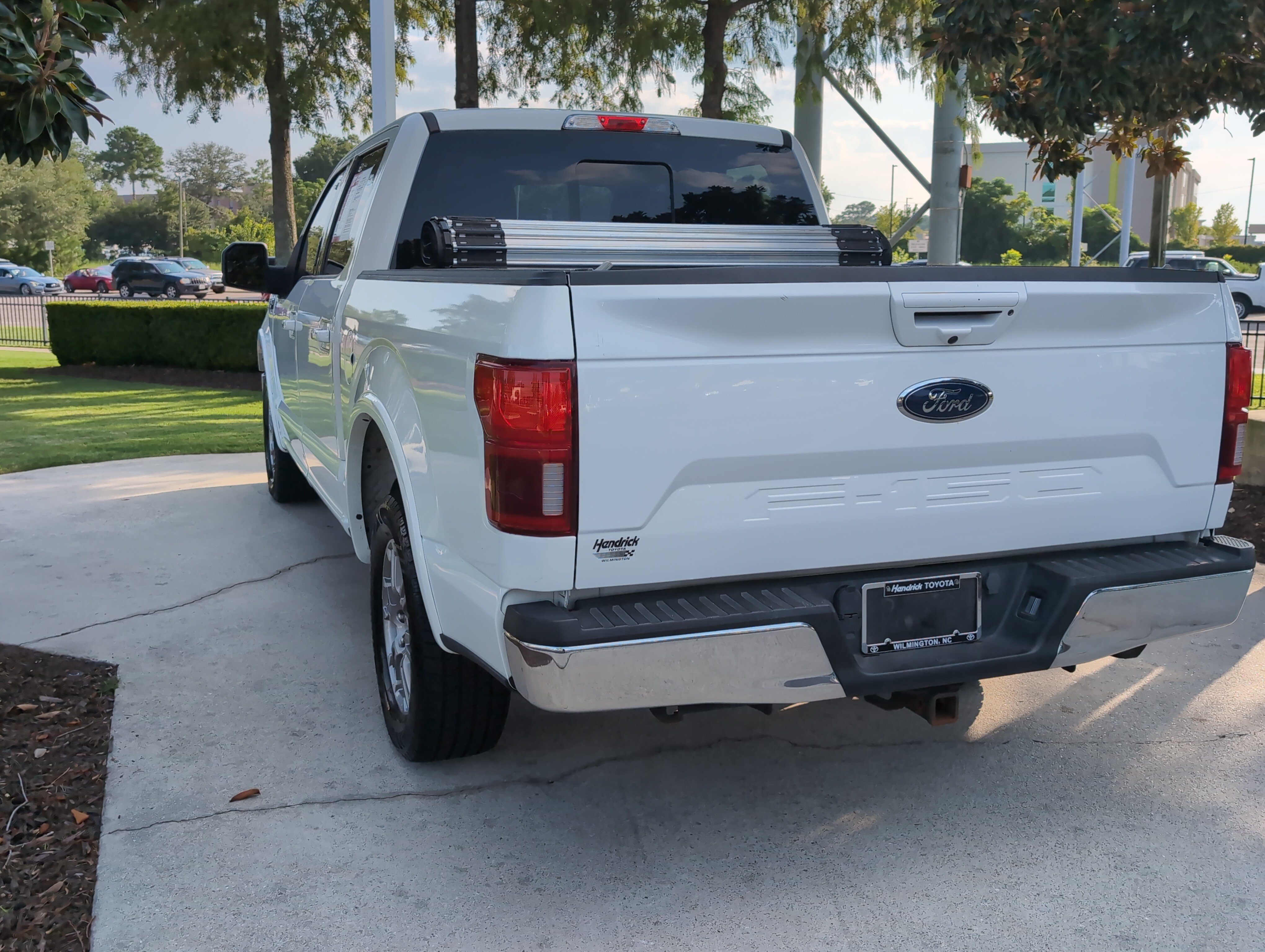 Used 2020 Ford F150 Lariat RWD image 8