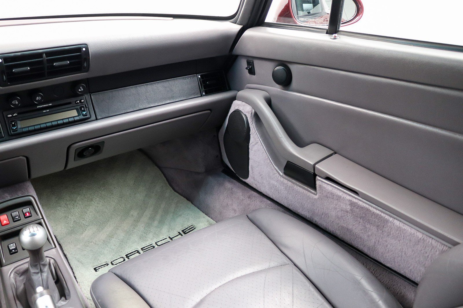 Used 1997 Porsche 911 Cabriolet image 27