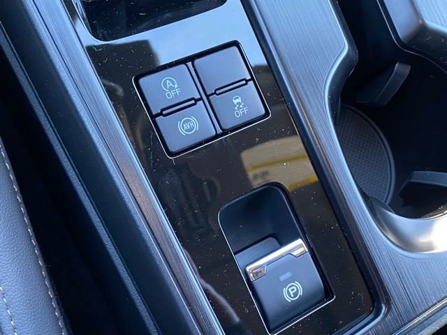 New 2026 Subaru Outback Limited AWD/4WD image 15