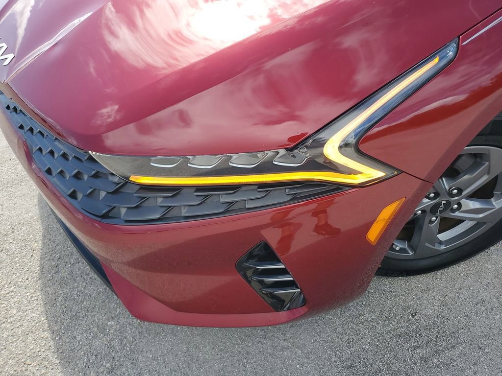 Used 2023 Kia K5 LXS image 16