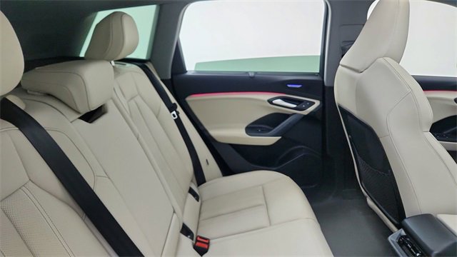 Used 2025 Audi Q6 e-tron Premium Plus w/ Premium Plus image 25