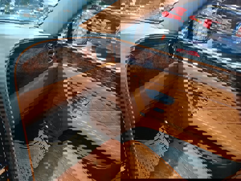 Used 2015 Bentley Flying Spur V8 image 23