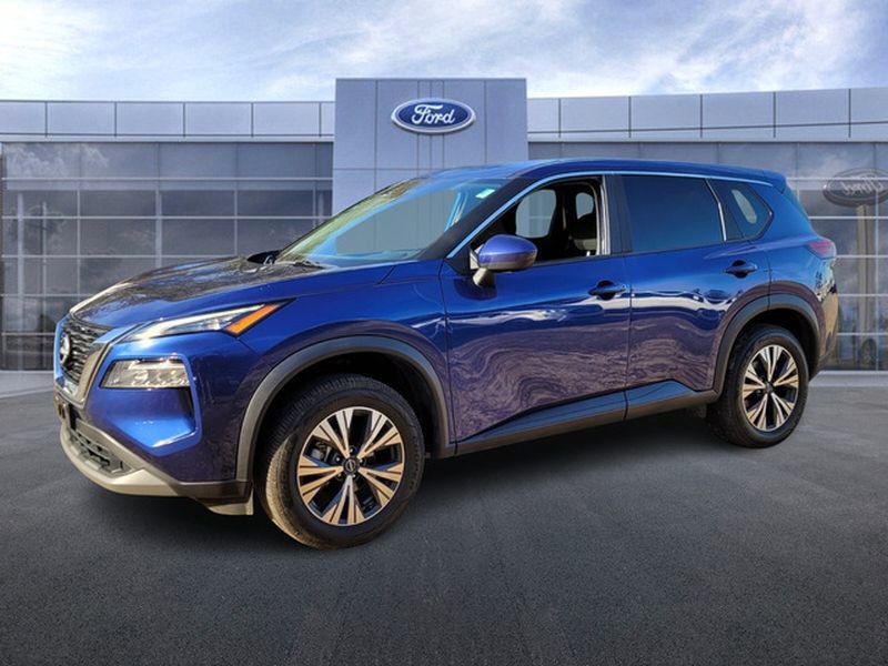Used 2023 Nissan Rogue SV image 3