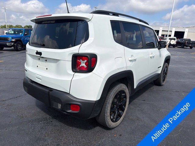 Used 2023 Jeep Renegade Altitude AWD/4WD image 5