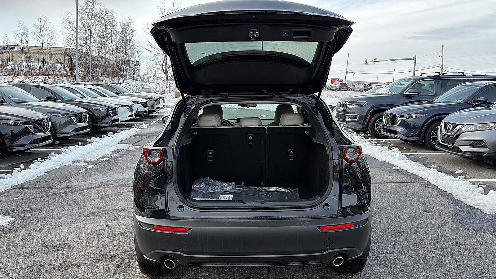 Used 2025 MAZDA CX-30 AWD 2.5 S w/ Preferred Package image 12