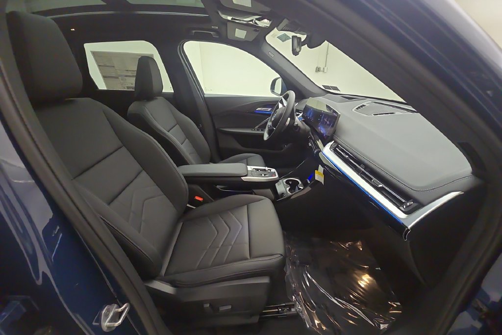 New 2027 BMW X1 xDrive28i w/ Technology Package AWD/4WD image 30