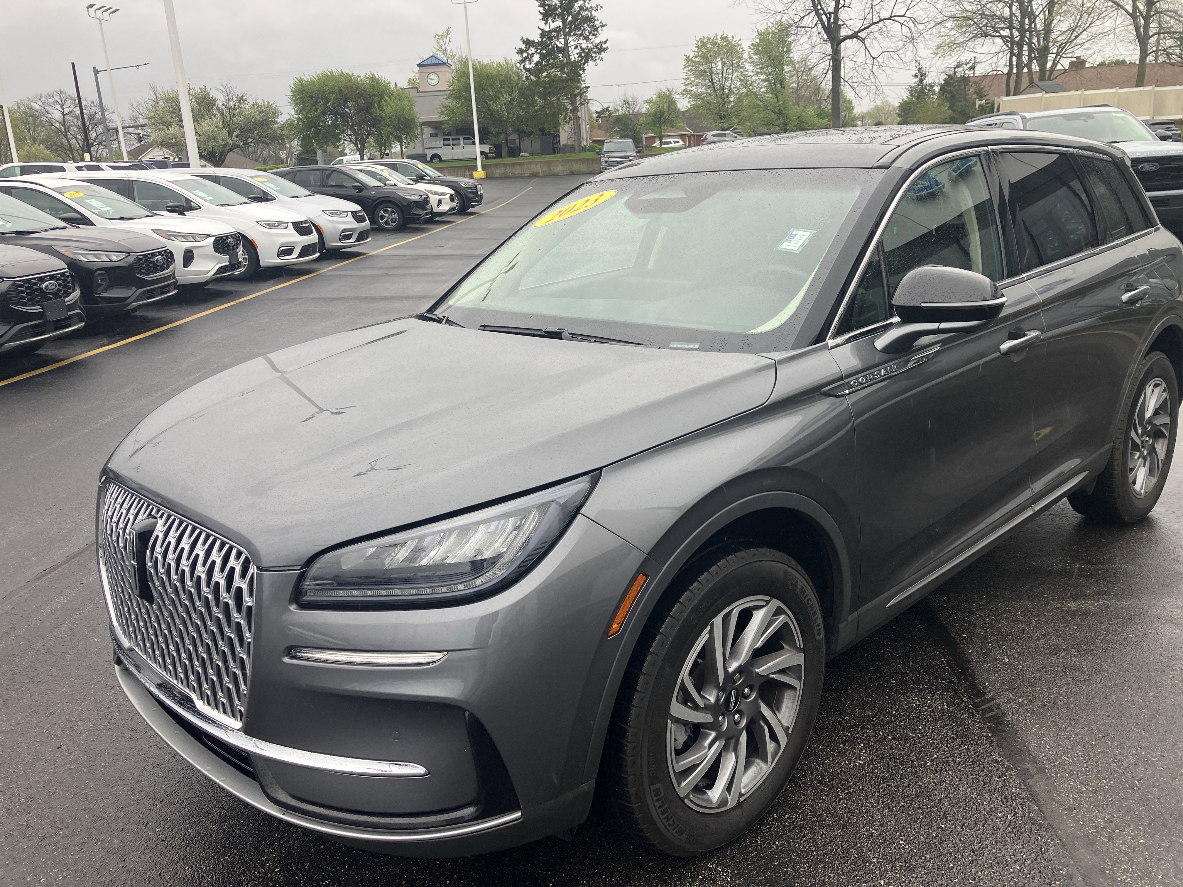 Used 2023 Lincoln Corsair AWD w/ Equipment Group 101A image 3