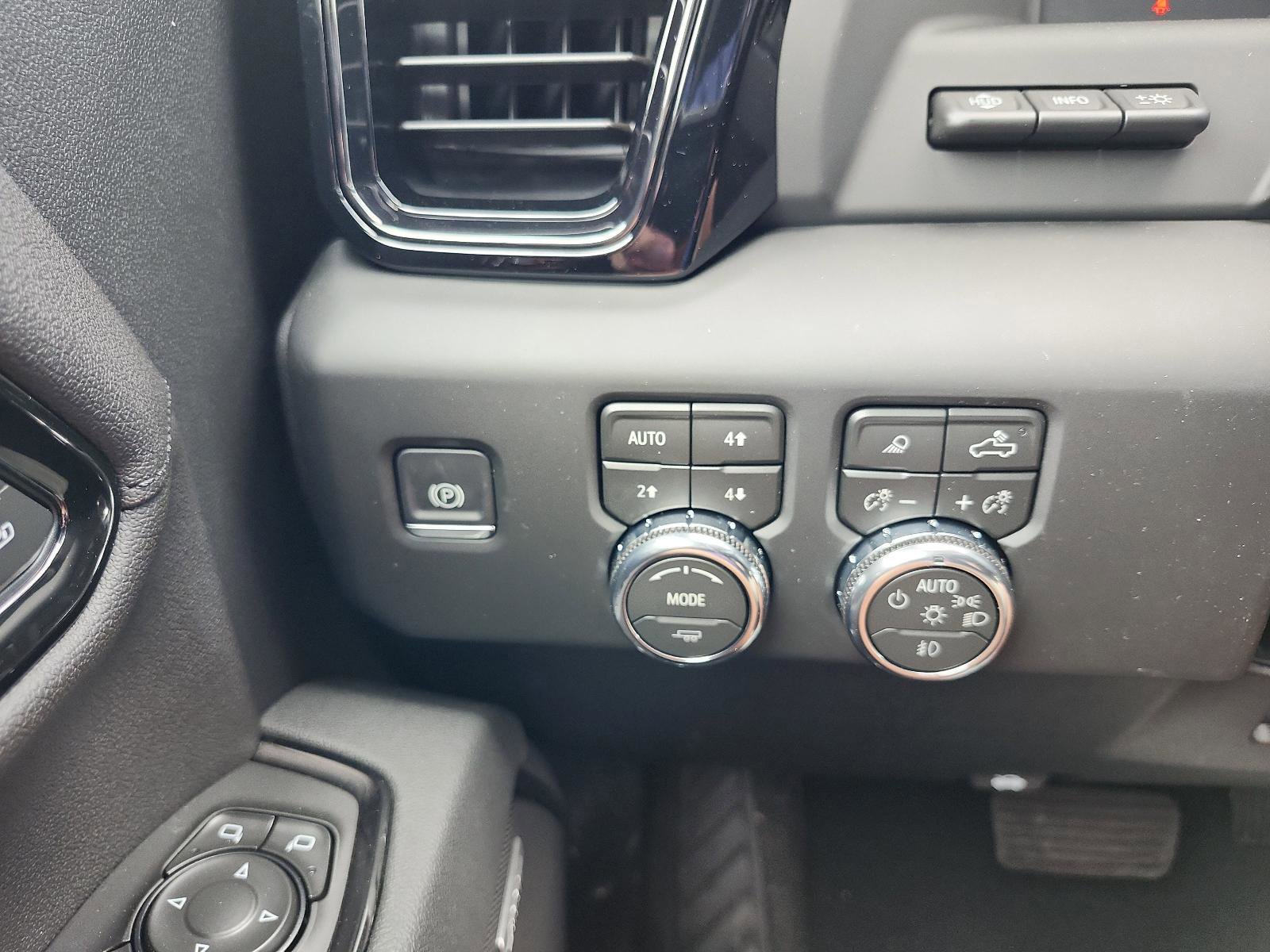 New 2026 GMC Sierra 2500 AT4 w/ AT4 Premium Plus Package AWD/4WD image 19