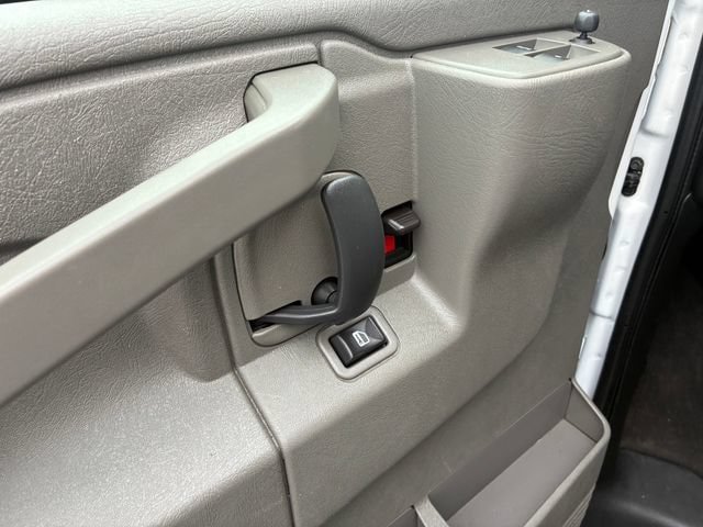 Used 2023 Chevrolet Express 3500 LT w/ LT Preferred Equipment Group RWD image 20