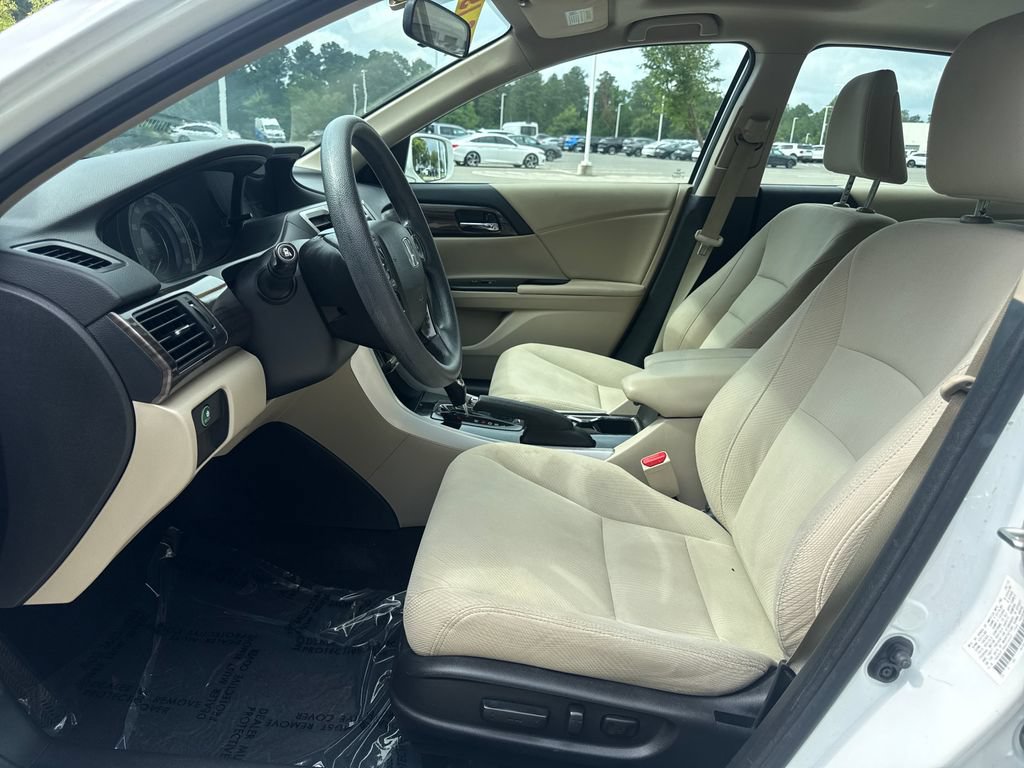 Used 2016 Honda Accord EX image 13