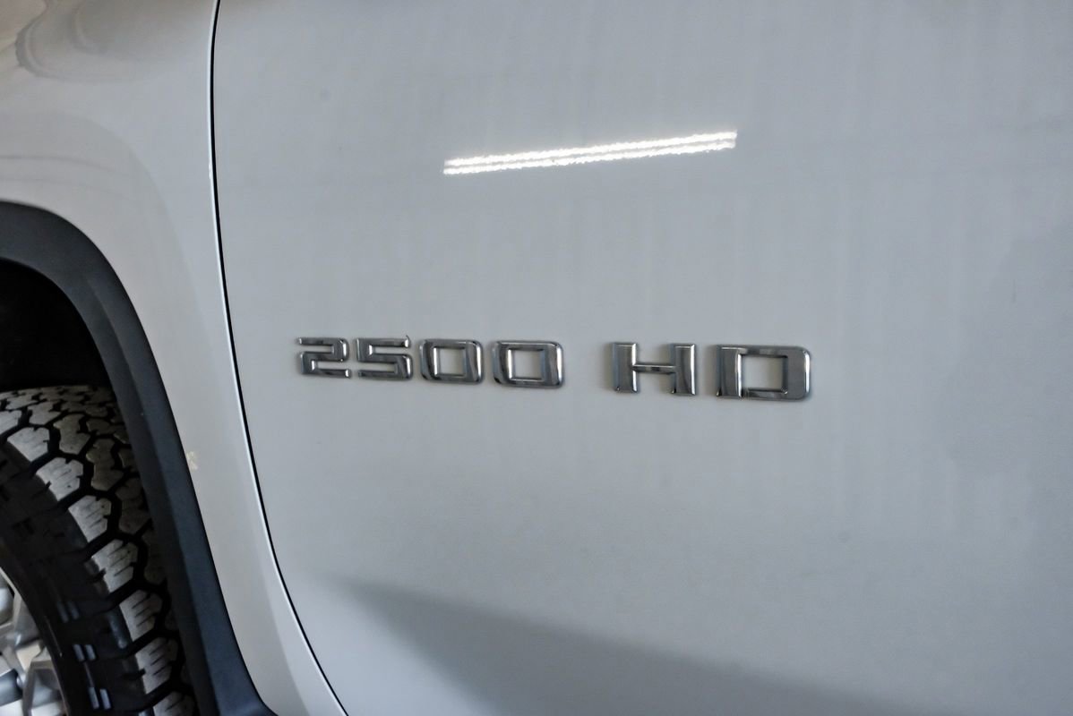 Used 2022 Chevrolet Silverado 2500 LTZ w/ Safety Package image 55