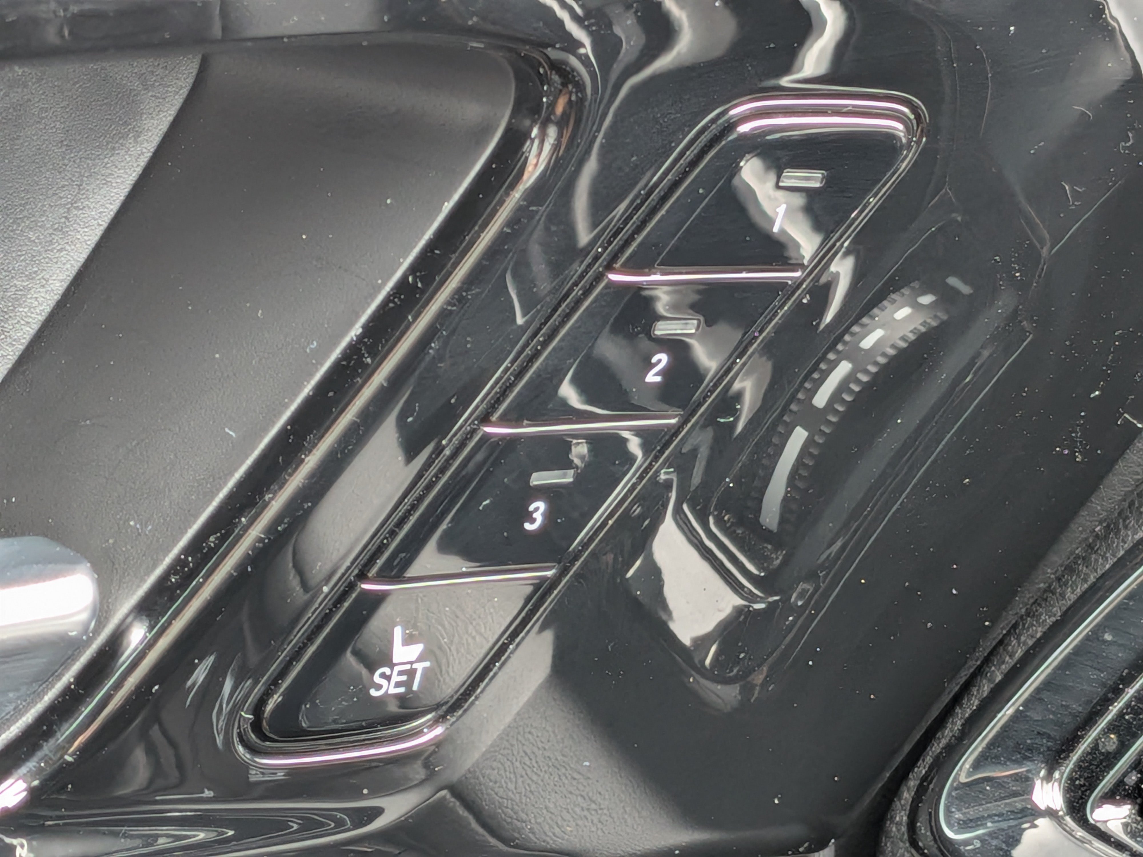 Used 2024 Acura MDX FWD w/ Technology Package image 23