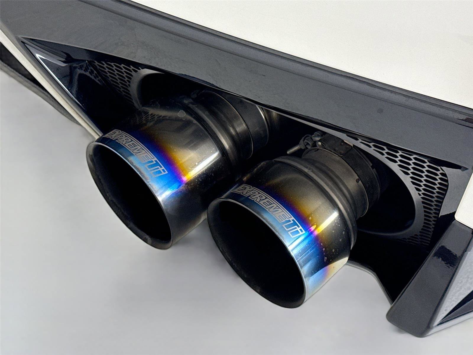 Used 2020 Nissan GT-R Premium image 35