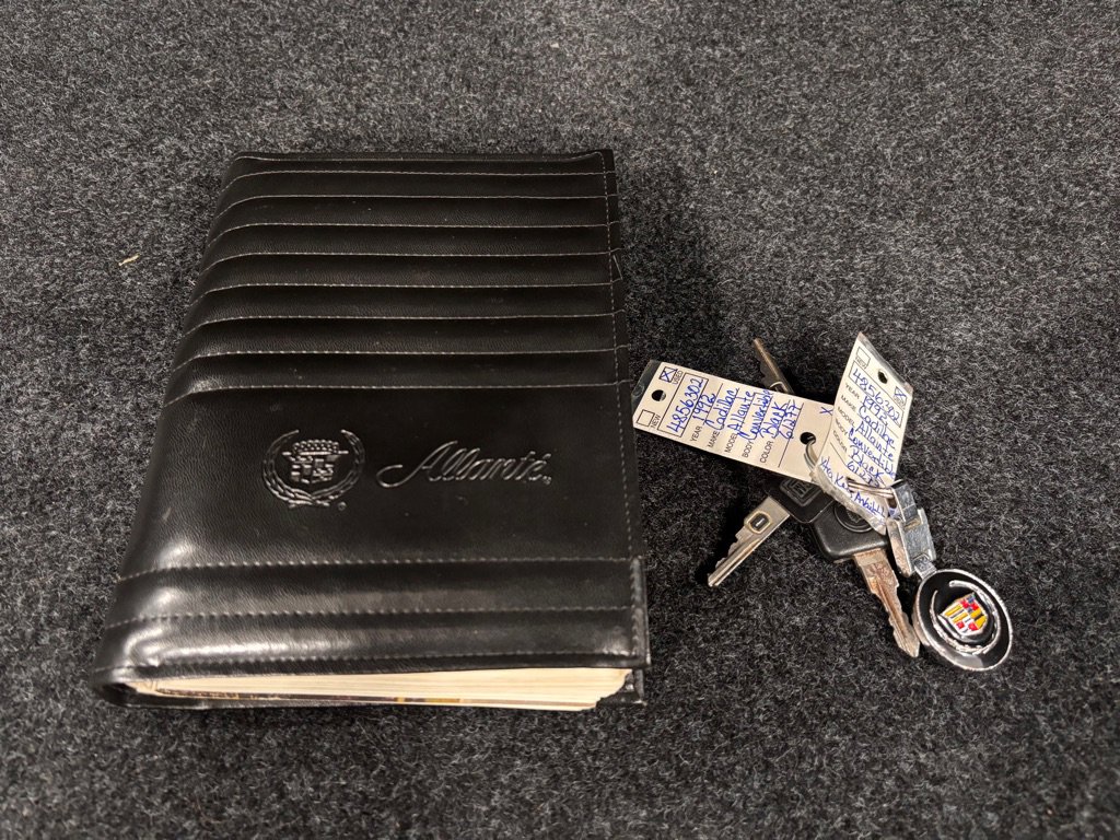 Used 1992 Cadillac Allante image 27