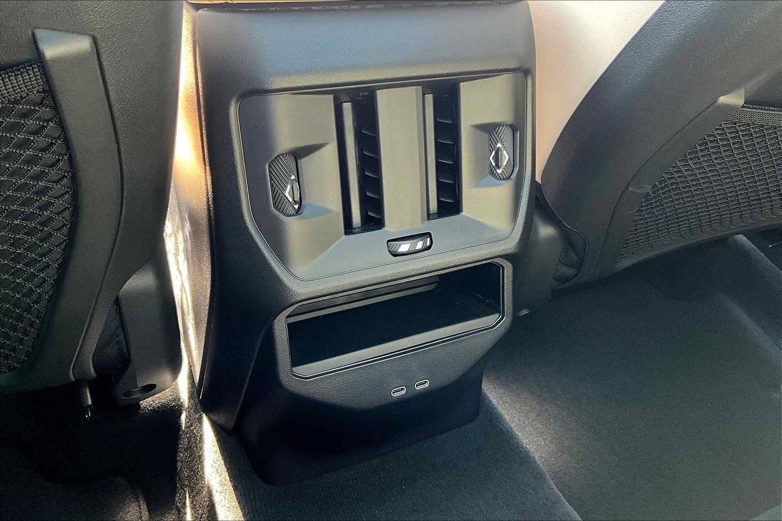 New 2026 BMW X3 xDrive30i w/ Premium Package AWD/4WD image 17