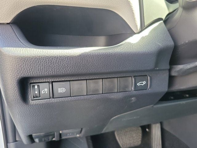 Certified 2025 Toyota RAV4 XLE Premium AWD/4WD image 18
