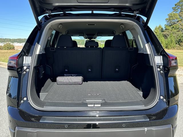 New 2026 Nissan Rogue SV w/ Cold Weather Package image 11