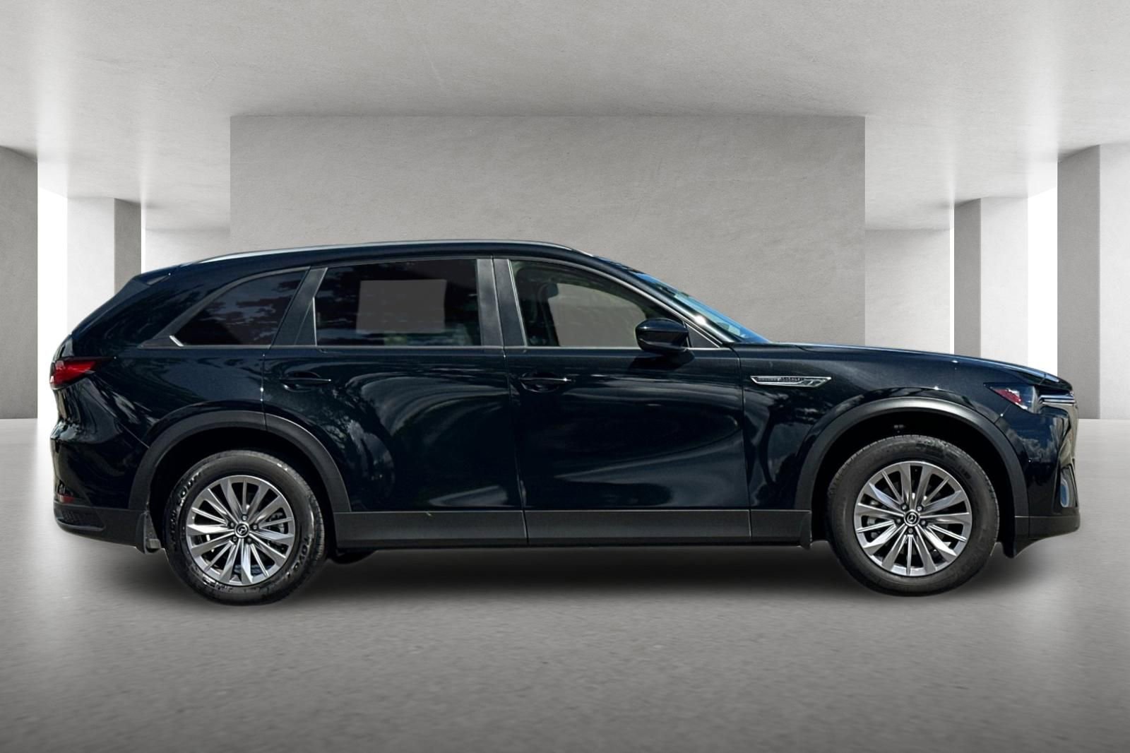 Used 2025 MAZDA CX-90 3.3 Turbo w/ Select Package image 3